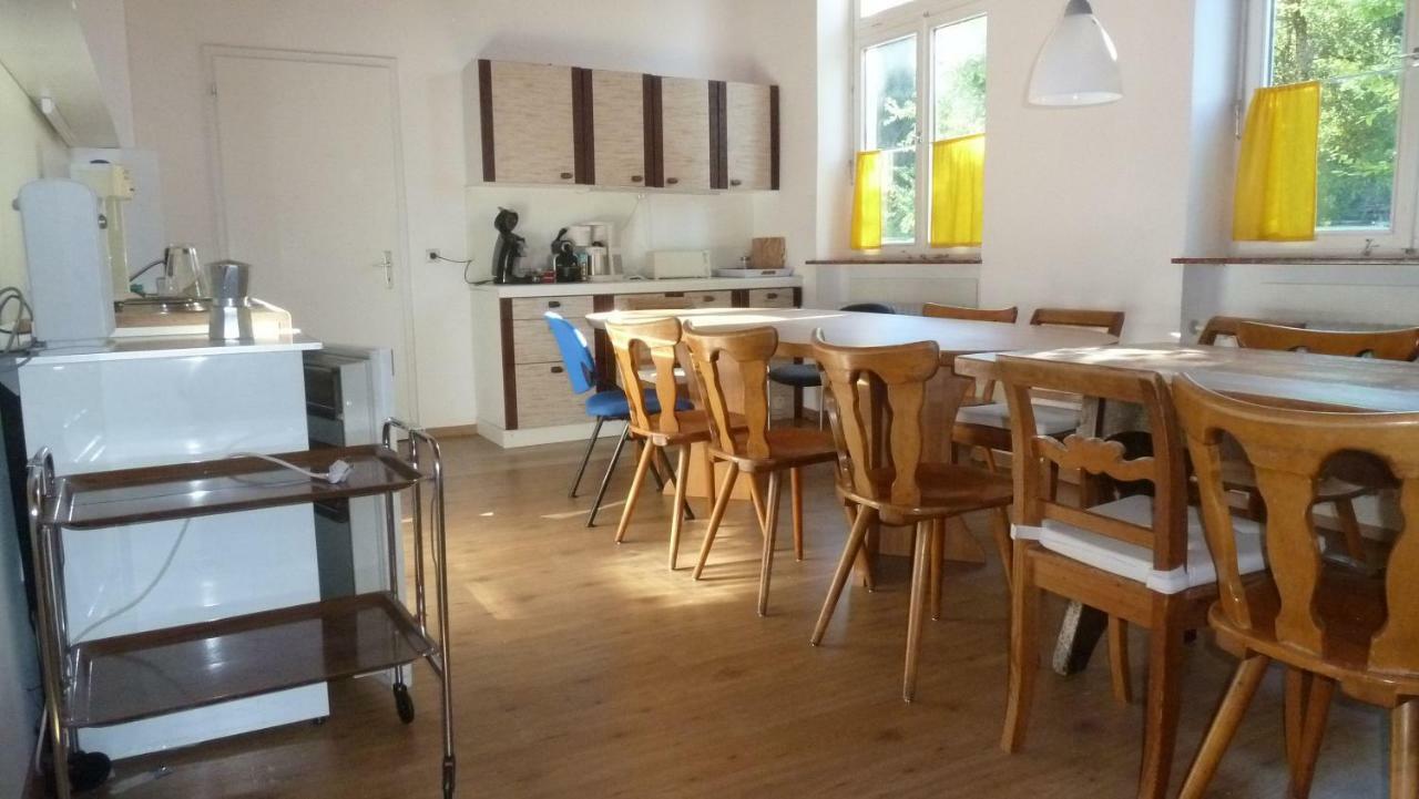 Altes Schulhaus Apartment Argenbuhl Екстериор снимка